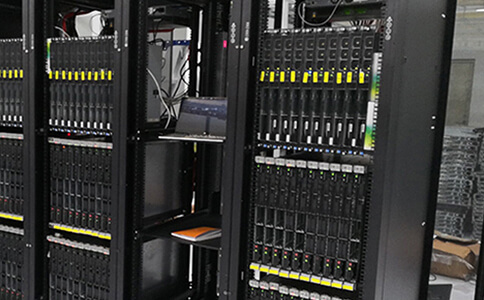 美國母機服務(wù)器應(yīng)該怎么選，哪種服務(wù)器適合做-美聯(lián)科技